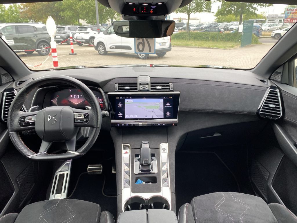 Fahrzeugabbildung DS Automobiles DS7 BlueHDI 130 Aut. PERFORMANCE LINE + *AZV*
