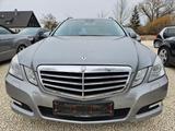 Mercedes-Benz E 220 CDI Avantgarde Automatik Leder Xenon 1.Hd - gebrauchte Mercedes-Benz E 220 aus dem Jahr 2010