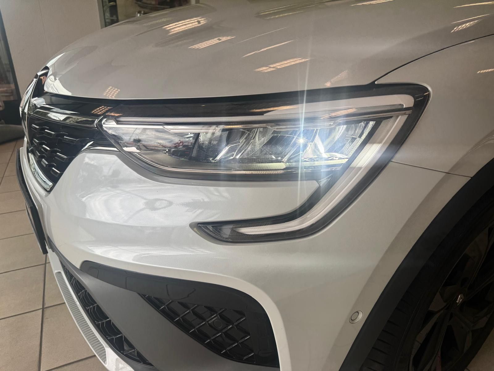 Fahrzeugabbildung Renault Arkana R.S. Line / WENIG KM/NAVI/KLIMA/BOSE
