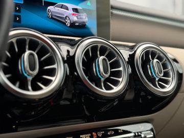 صورة مصغرة 22 لـ 2019 Mercedes-BENZ A 220