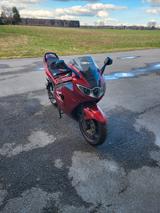 Triumph Sprint ST 1050 Tüv bis 07/27 - TRIUMPH SPRINT ST 1050