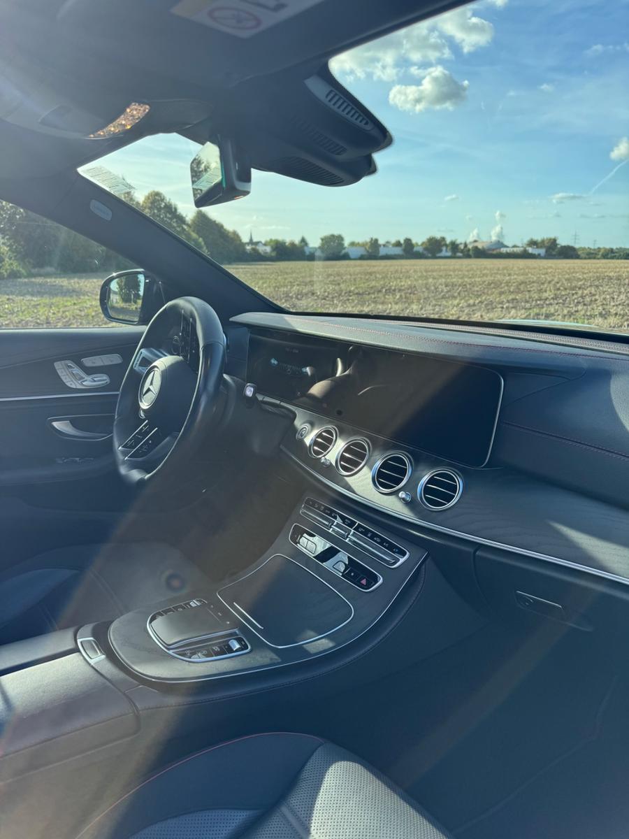 Mercedes-Benz E 53 AMG E 53 4MATIC+ Autom. Standard