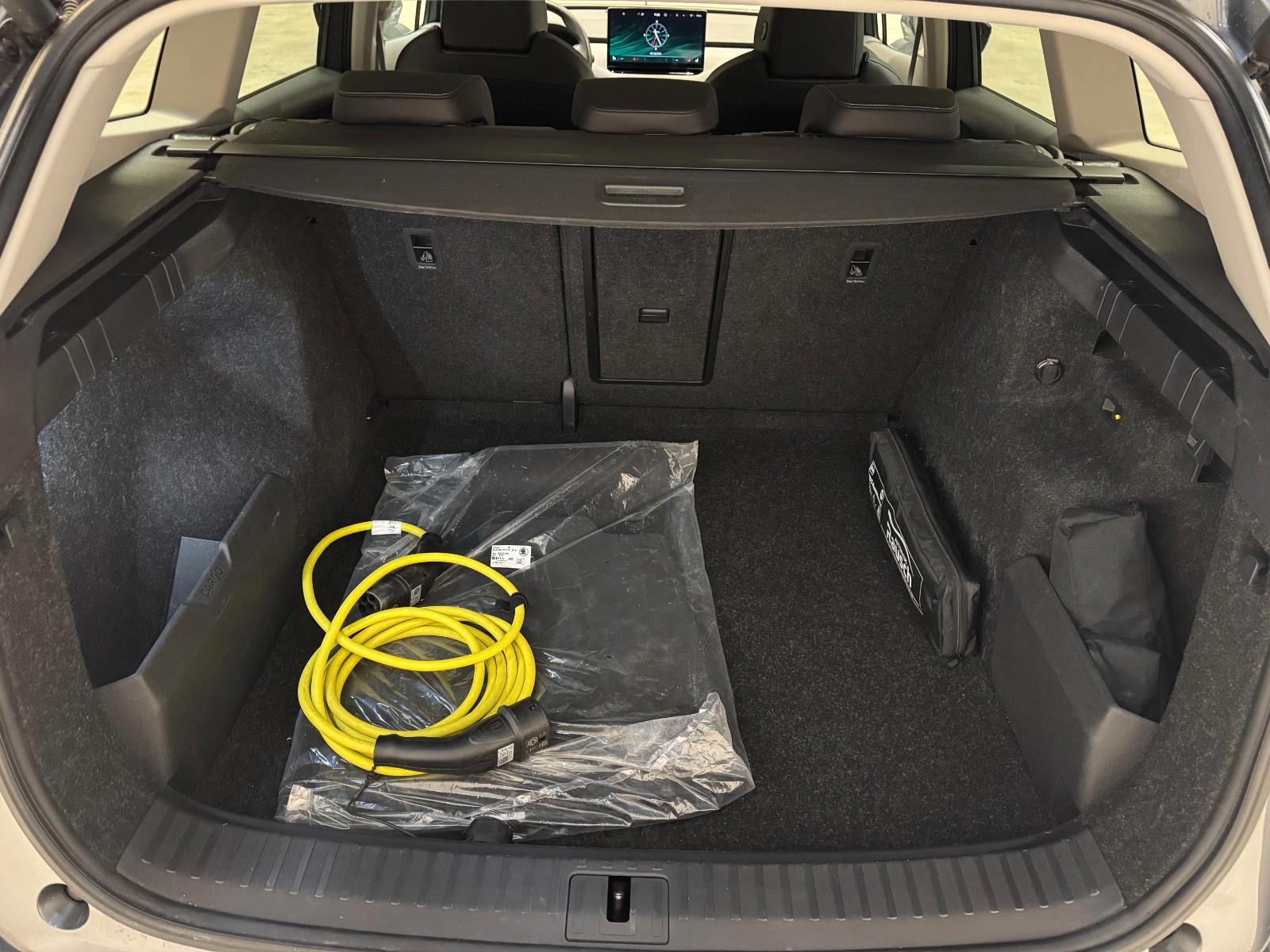 Skoda ENYAQ 80X LOFT 195KW*AHK*WÄPU*KESSY*4xSHZ
