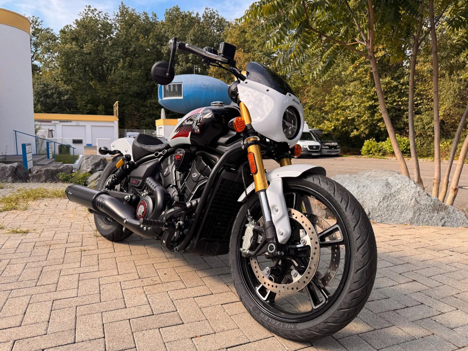 Indian 101 Scout - aus dem Vorführbestand, wenige KM %%