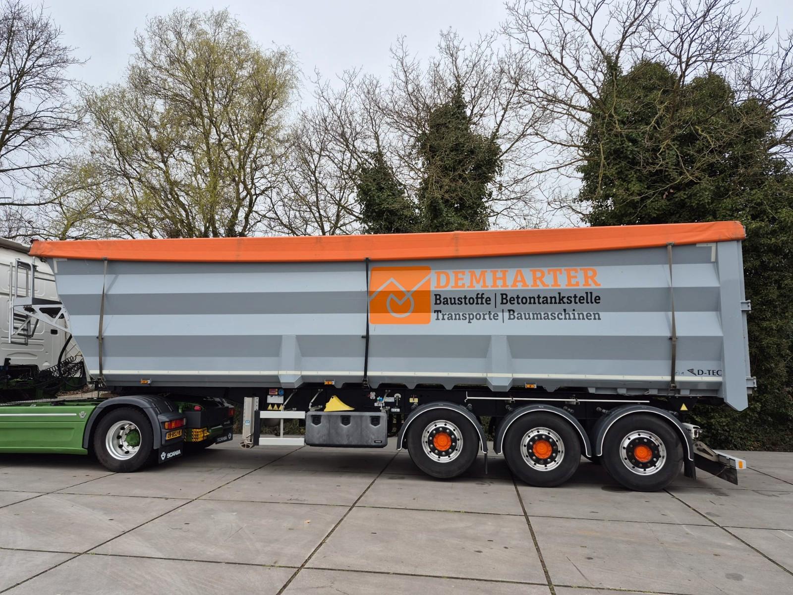 D-TEC VKT-01 STAHL KIPPER 136164KM!  ALCOA'S TOP!