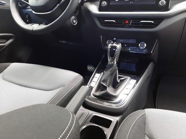 Fahrzeugabbildung Skoda Fabia Tour 1.0TSI DSG AHK SHZ PDC Kamera 16"