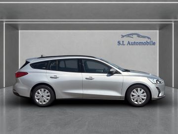 Ford Focus - 8