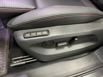 Skoda Kodiaq 2.0 TSI 195 kW 4x4 RS Leder*AHK*StHz*Pano