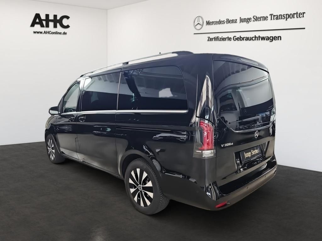 Fahrzeugabbildung Mercedes-Benz V 300 Avantgarde lang 7 Sitze STHZ DISTRONIC AHK
