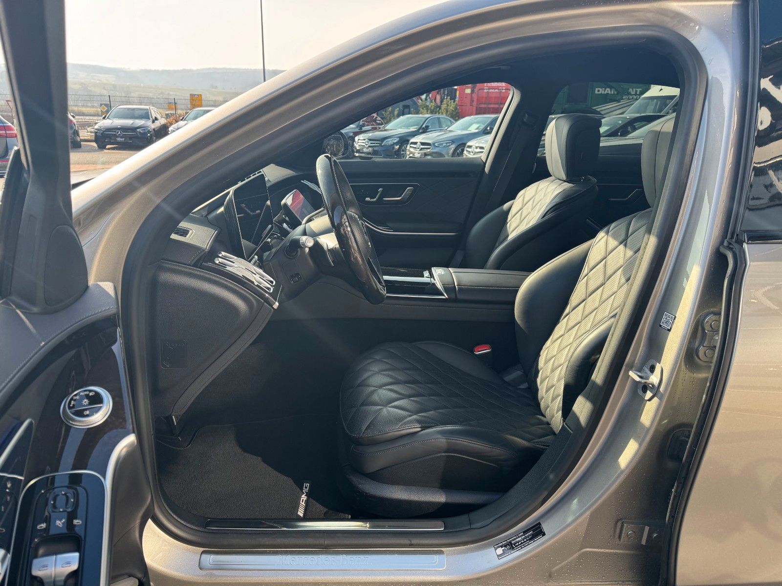 Fahrzeugabbildung Mercedes-Benz S 450 4M L AMG+Pano+3D+Digital+Burm+HUD+TV+AirM