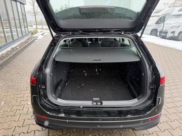 Volkswagen Passat Variant - 8