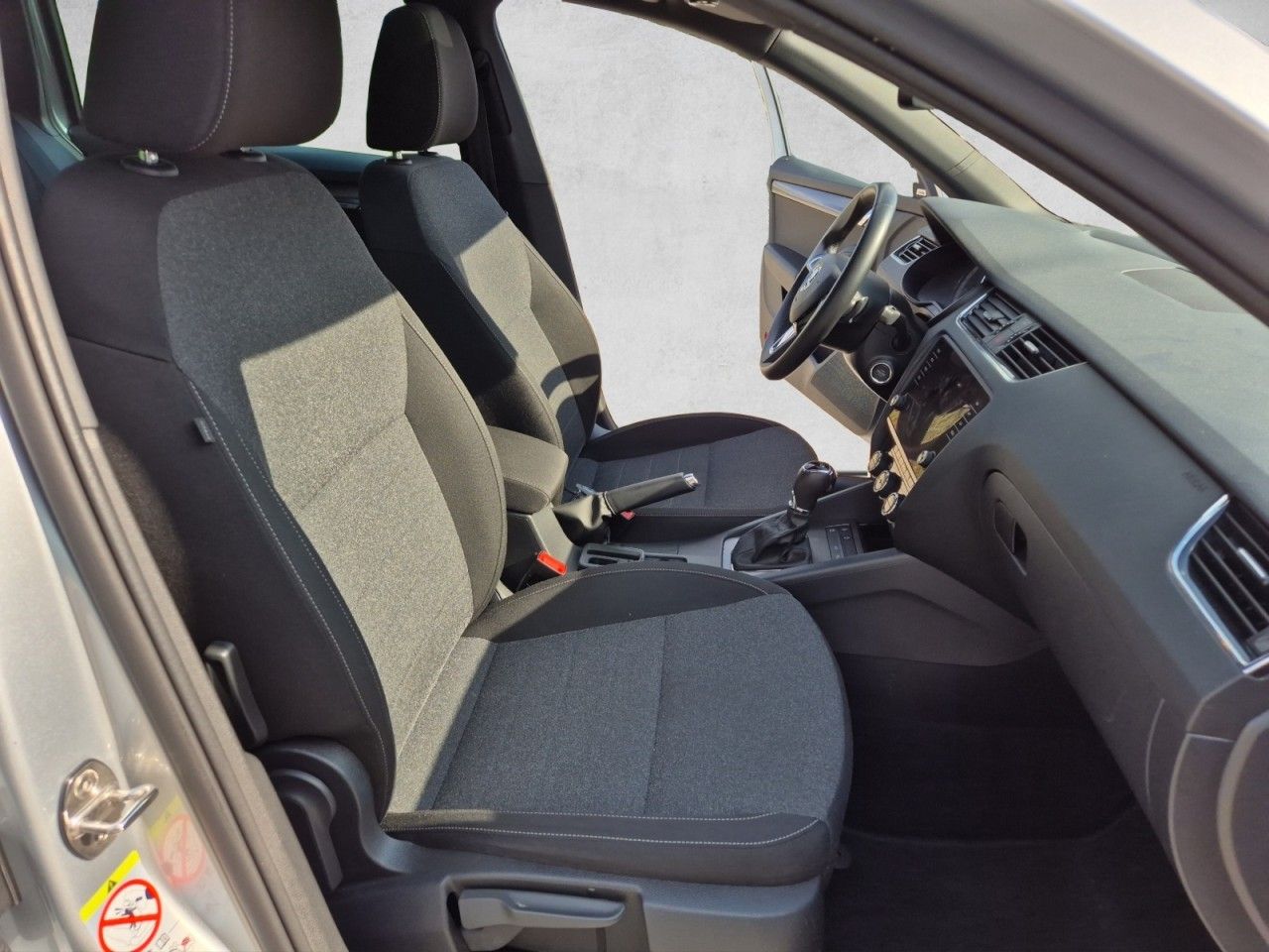 Fahrzeugabbildung SKODA Octavia Combi TDI DSG Soleil AHK Panoramadach