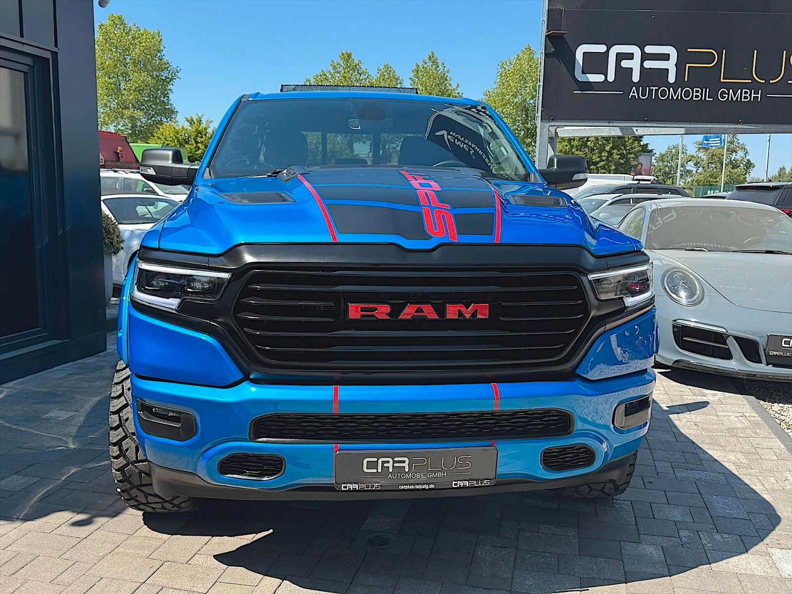 Fahrzeugabbildung Dodge RAM 5.7 V8 HEMI Night Editon Offroad 4x4 LONGBED