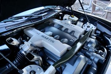 2002 Aston Martin VANQUISH — миниатюра 43