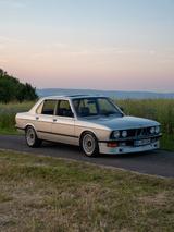 BMW E28 535i Volle Ausstattung LEDER, Klima, SD, eFH - BMW Gebrauchtwagen von 1986