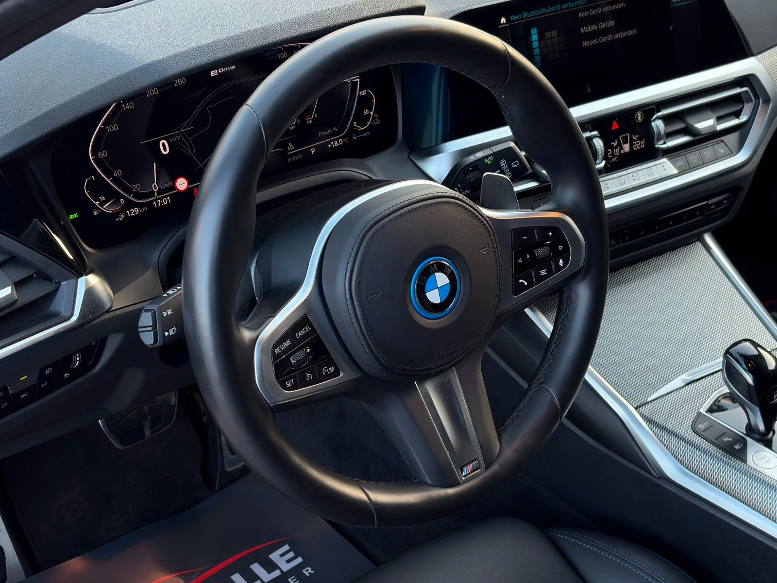 Fahrzeugabbildung BMW 320e G21 Touring M Sport Galvanik Akustik HiFi