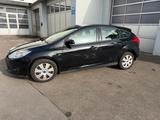 Ford Focus Lim. Trend, Klima, Allwetter, NEUER MOTOR - Ford Focus: Motor