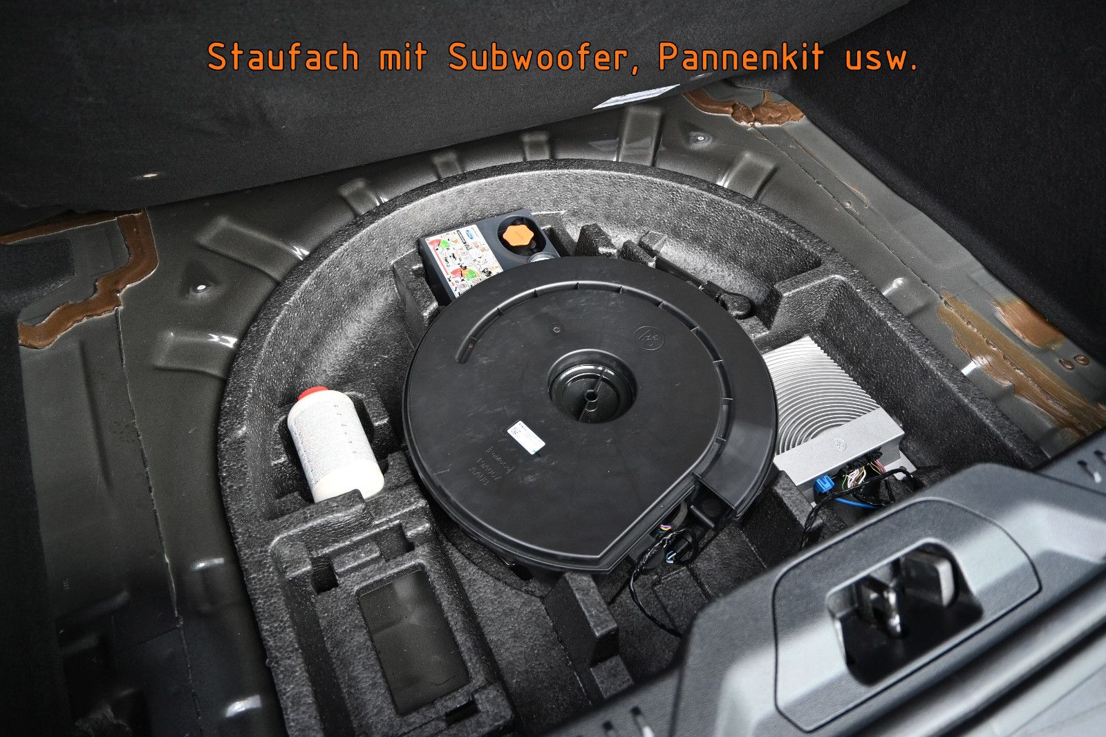 Fahrzeugabbildung Ford Focus 1.5D ST-Line X °ACC°B&O°HUD°PANO°STANDHEIZ