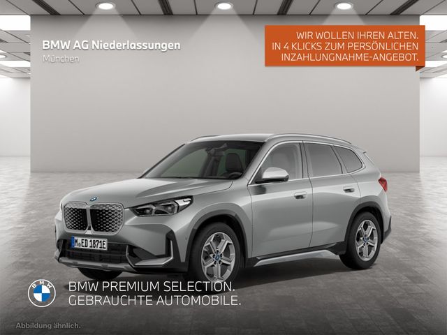 BMW iX1 xDrive30 AHK Driv.Assist+ Harman/K Head-Up