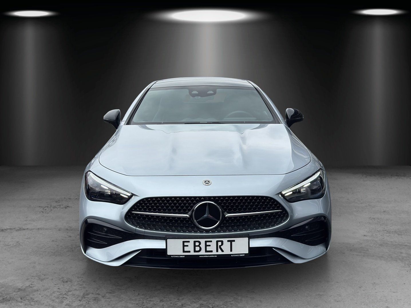 Fahrzeugabbildung Mercedes-Benz CLE220d AMG Premi+ DBC Masage HUD Standhz Carbon