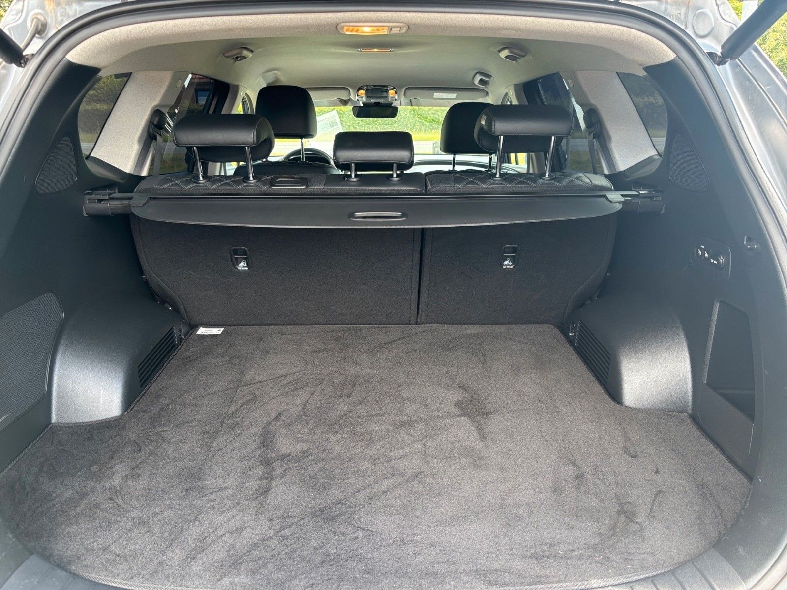 Fahrzeugabbildung Hyundai SANTA FE 2.2 CRDi Prime Assistenz-Paket