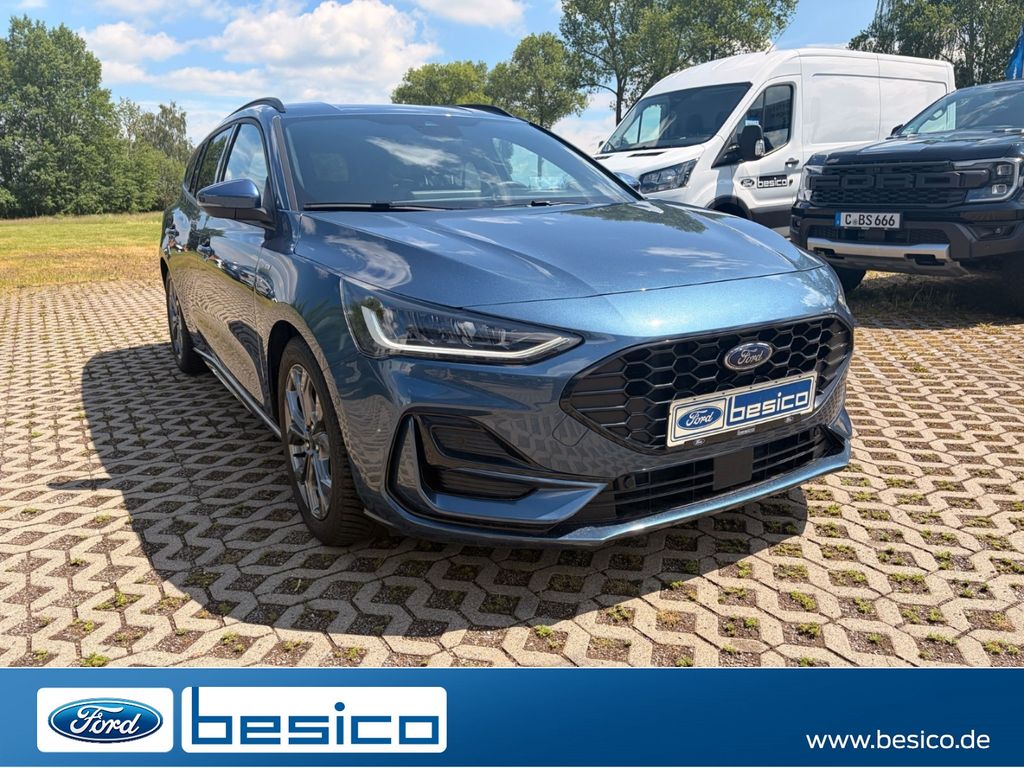 Ford Focus — hlavná fotografia