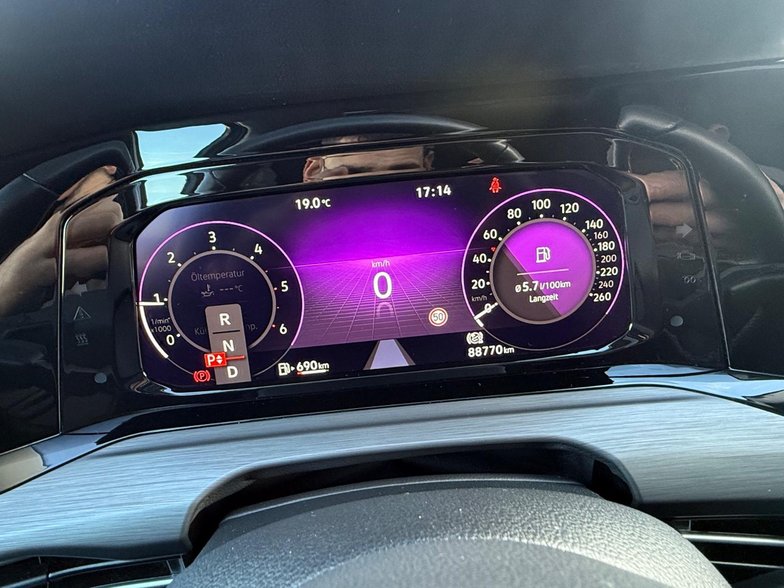 Volkswagen Golf VIII Lim. Style Matrix/Pano/StandHZ/HUD/Kam, миниатюра 7