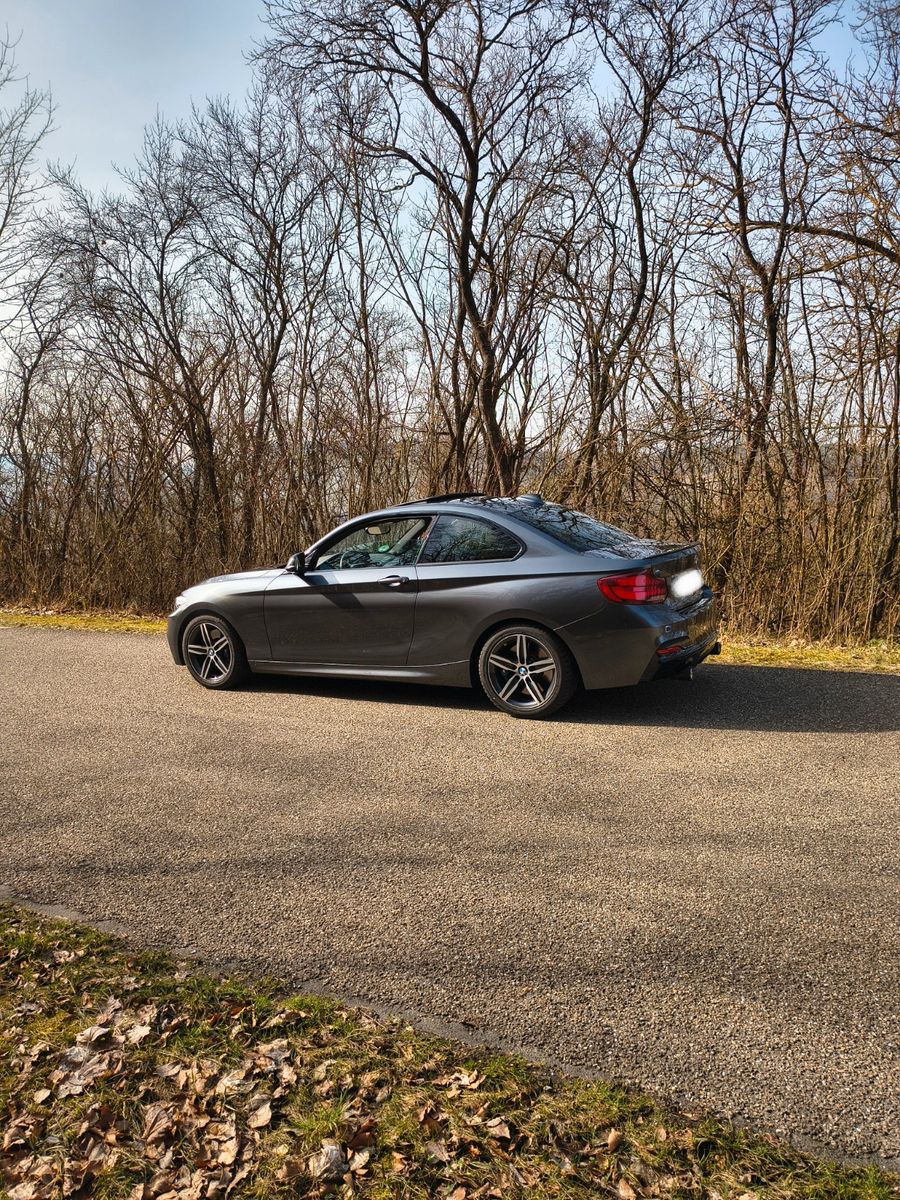 BMW M240i xDrive LCI Vollausstattung seltene 94 dB!
