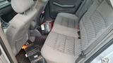 Audi A6 2.0 Avant - - Audi A6 aus 2001: Kombi