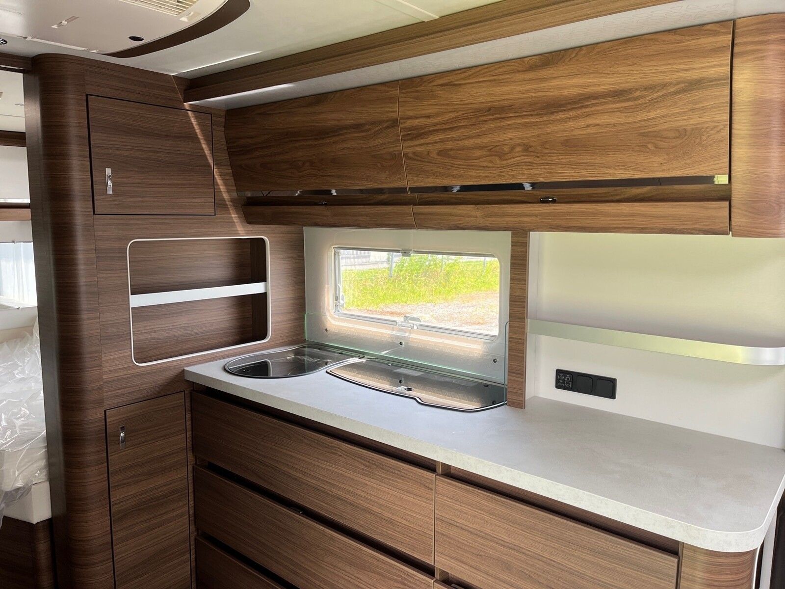 Fahrzeugabbildung Tabbert Puccini 750 HTD 2.5 Hubstützen,Mover,Klima,Leder