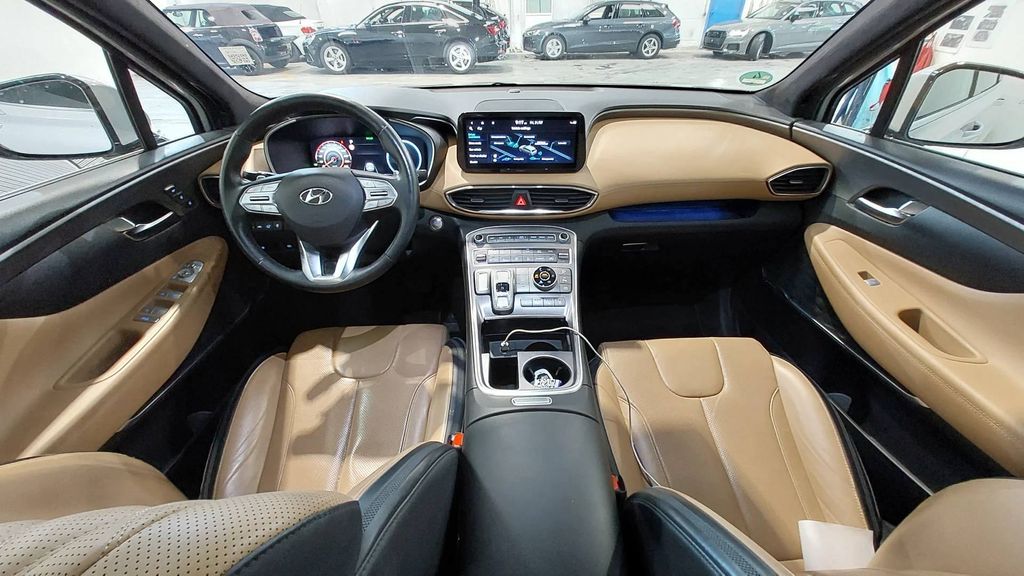 Image of Hyundai SANTA FE
