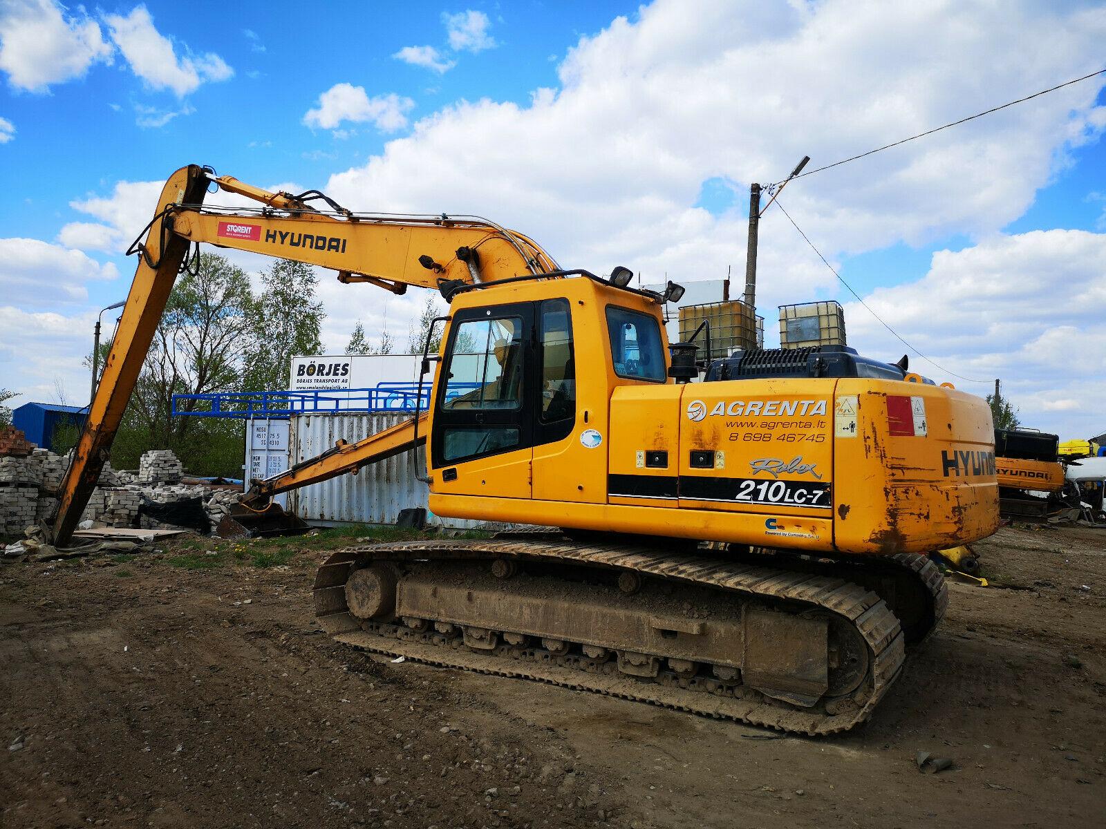 Hyundai 210 Long reach