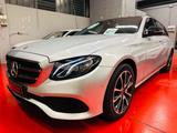 Mercedes-Benz Mercedes E 220 d Premium Plus 9G Come Nuova - Behindertengerechte Mercedes-Benz E 220