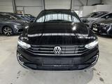 Volkswagen Passat GTE Navi LED SHZ AHK Leder DAB ACC - gebrauchte VW Passat aus dem Jahr 2021