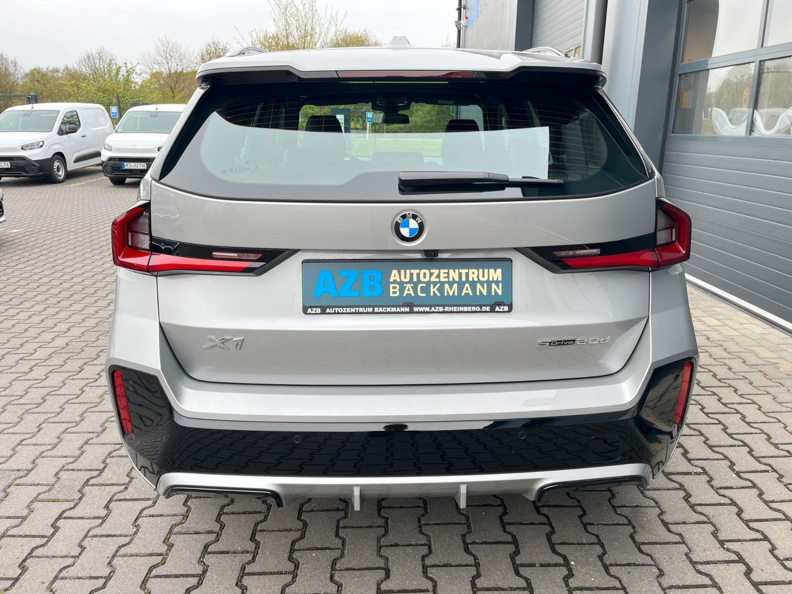 BMW X1 20d sDrive MSport H&K elSITZE MEMORY LED DAB foto 6