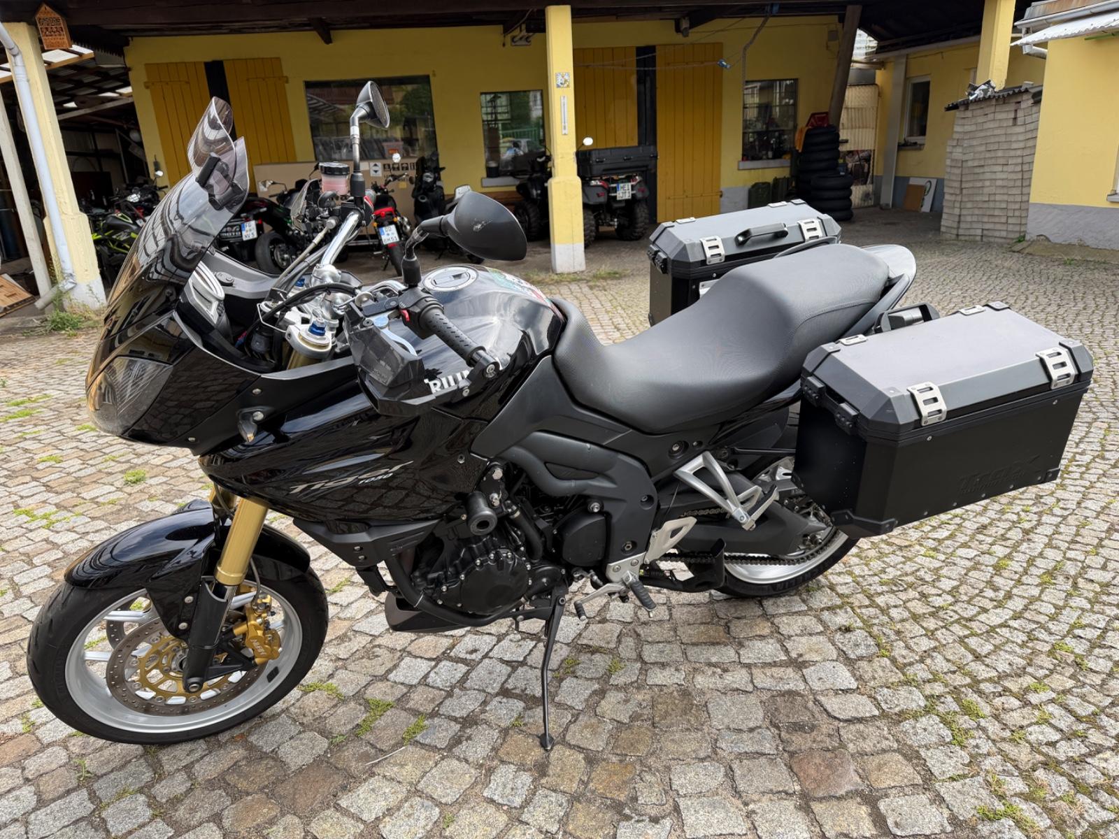 Triumph Tiger 1050