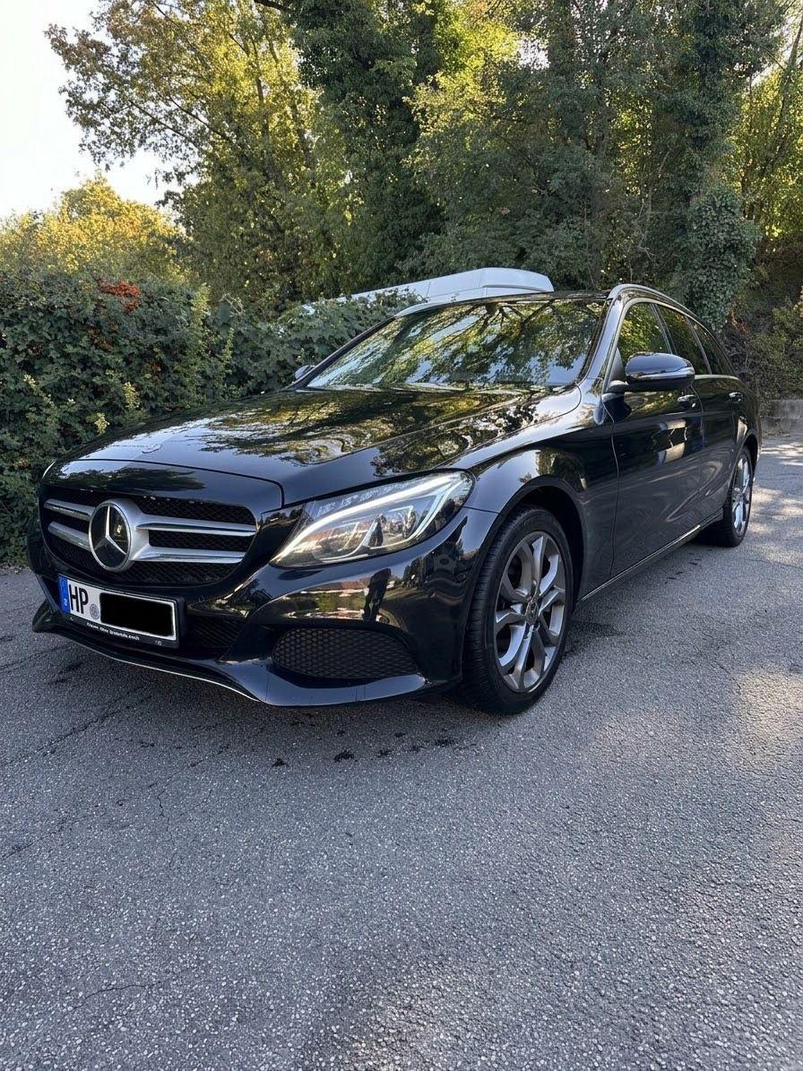 Mercedes-Benz C 220