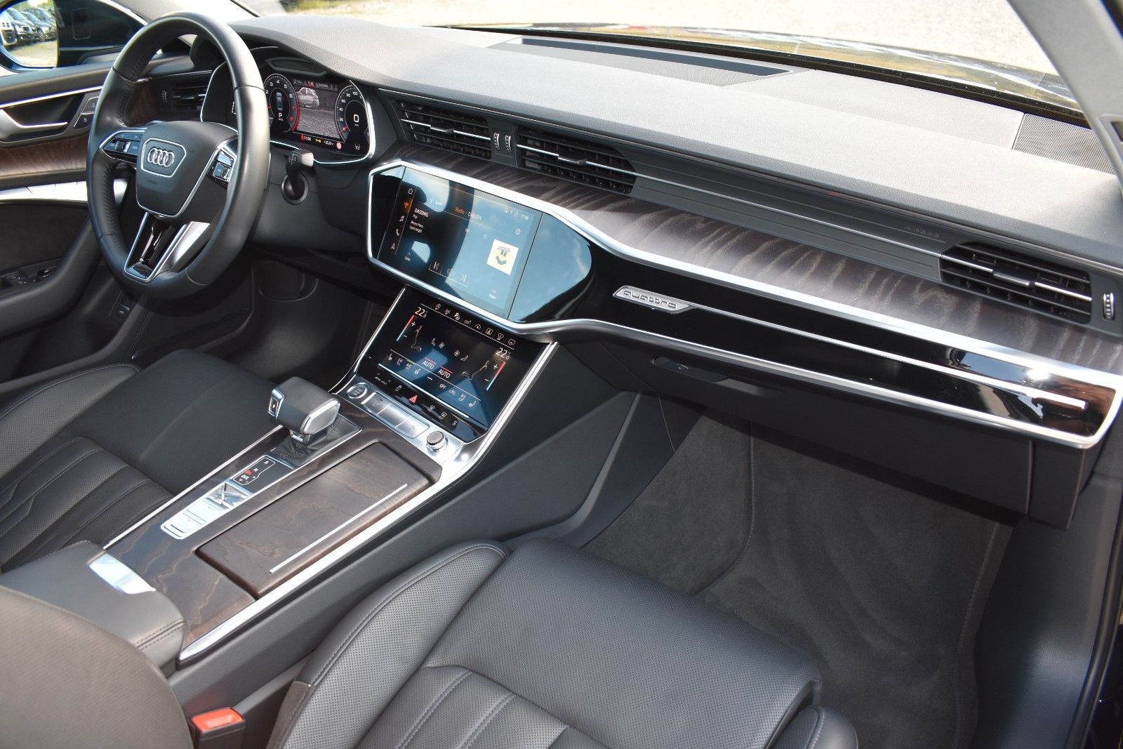 Fahrzeugabbildung Audi A6 55 TFSI quattro sport HUD Pano Standh. Nachts
