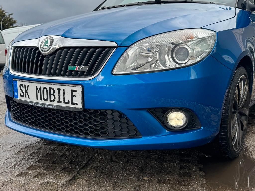 SKODA FABIA RS - 180 CV - BVA