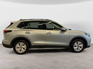 Volkswagen Tiguan - 7