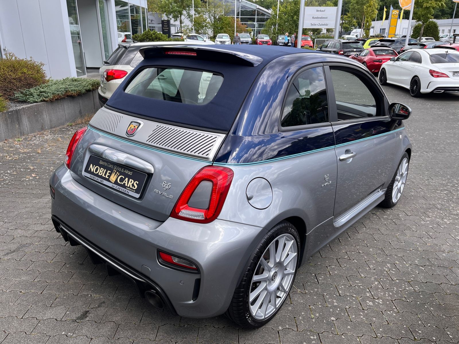 Fahrzeugabbildung Abarth 695C Rivale  Automatik XENON LEDER ALU