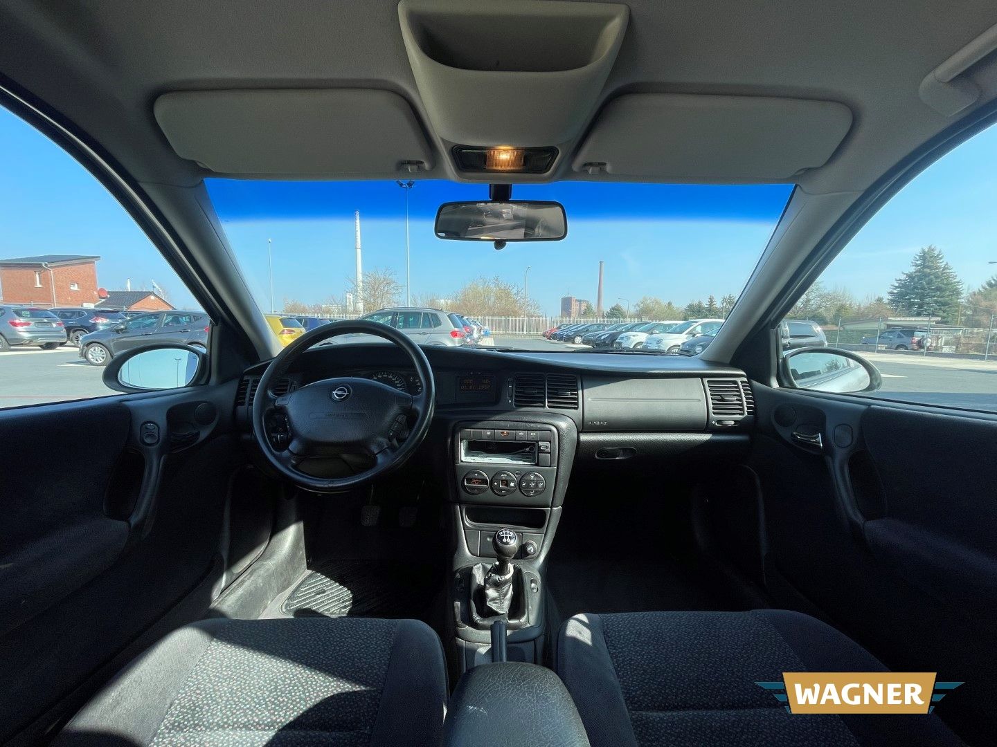 Fahrzeugabbildung Opel Vectra B Edition 100