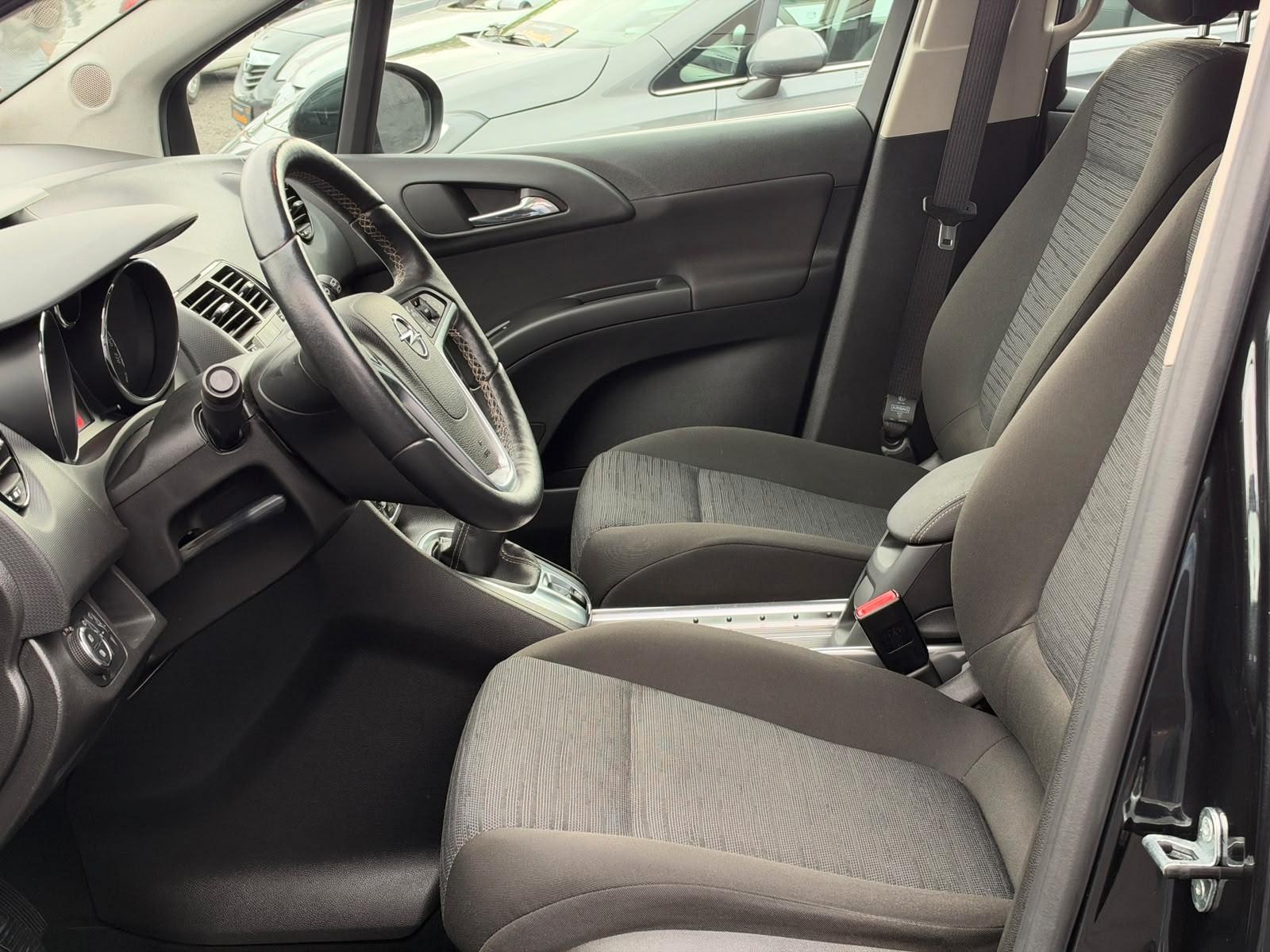 Opel Meriva 2014 — photo 8