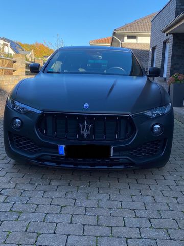 Maserati Levante S 