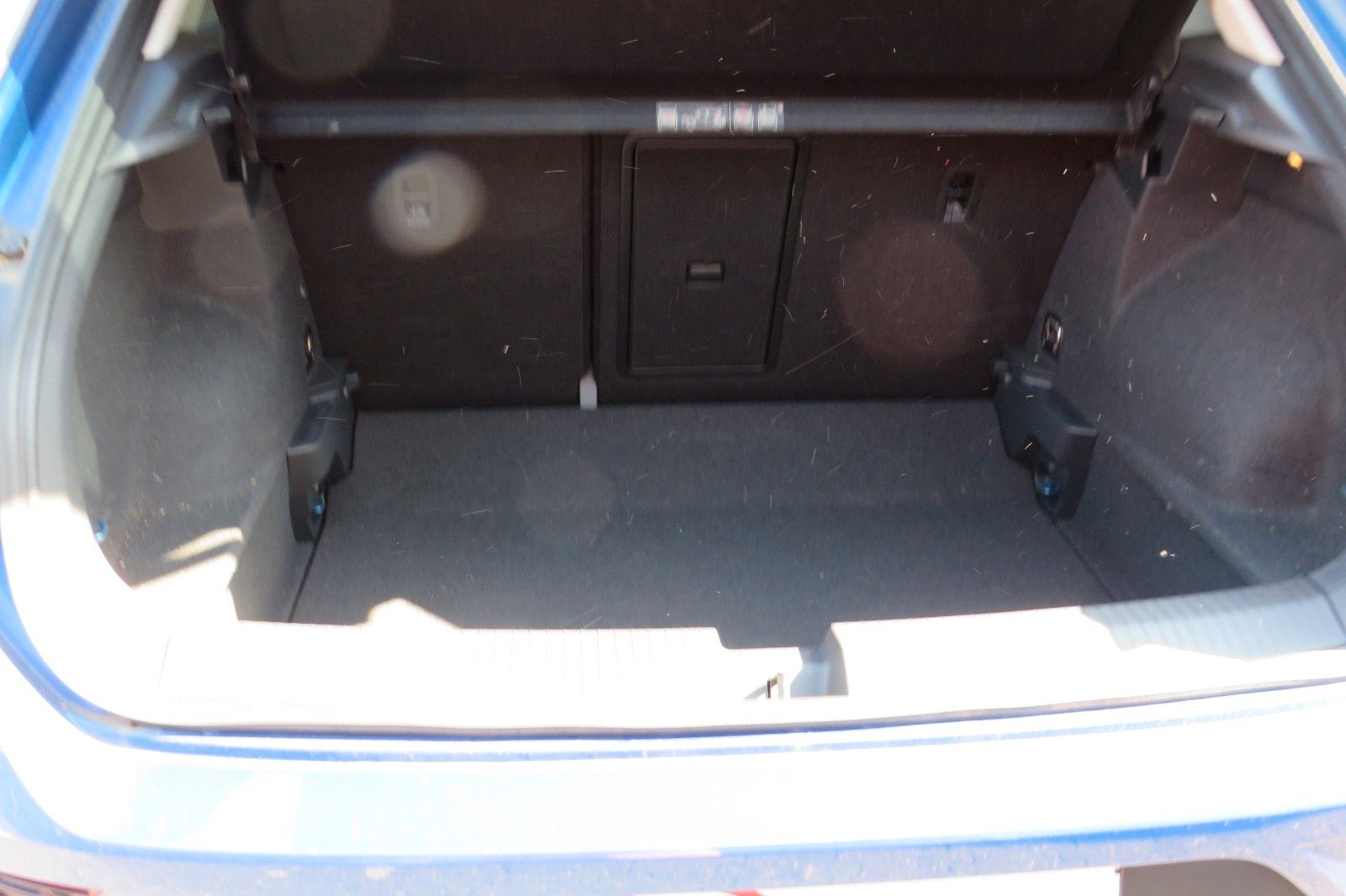 Fahrzeugabbildung Volkswagen T-Roc Style ACC KAMERA SITZH. KEYLESS PDC APP 1H