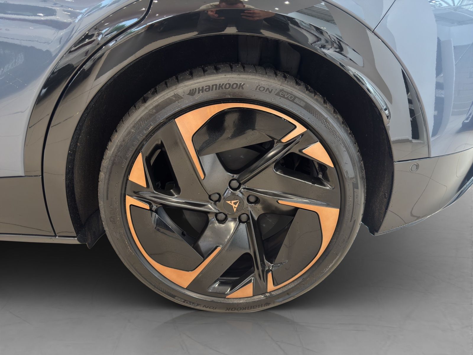 Cupra Tavascan - Bild 14