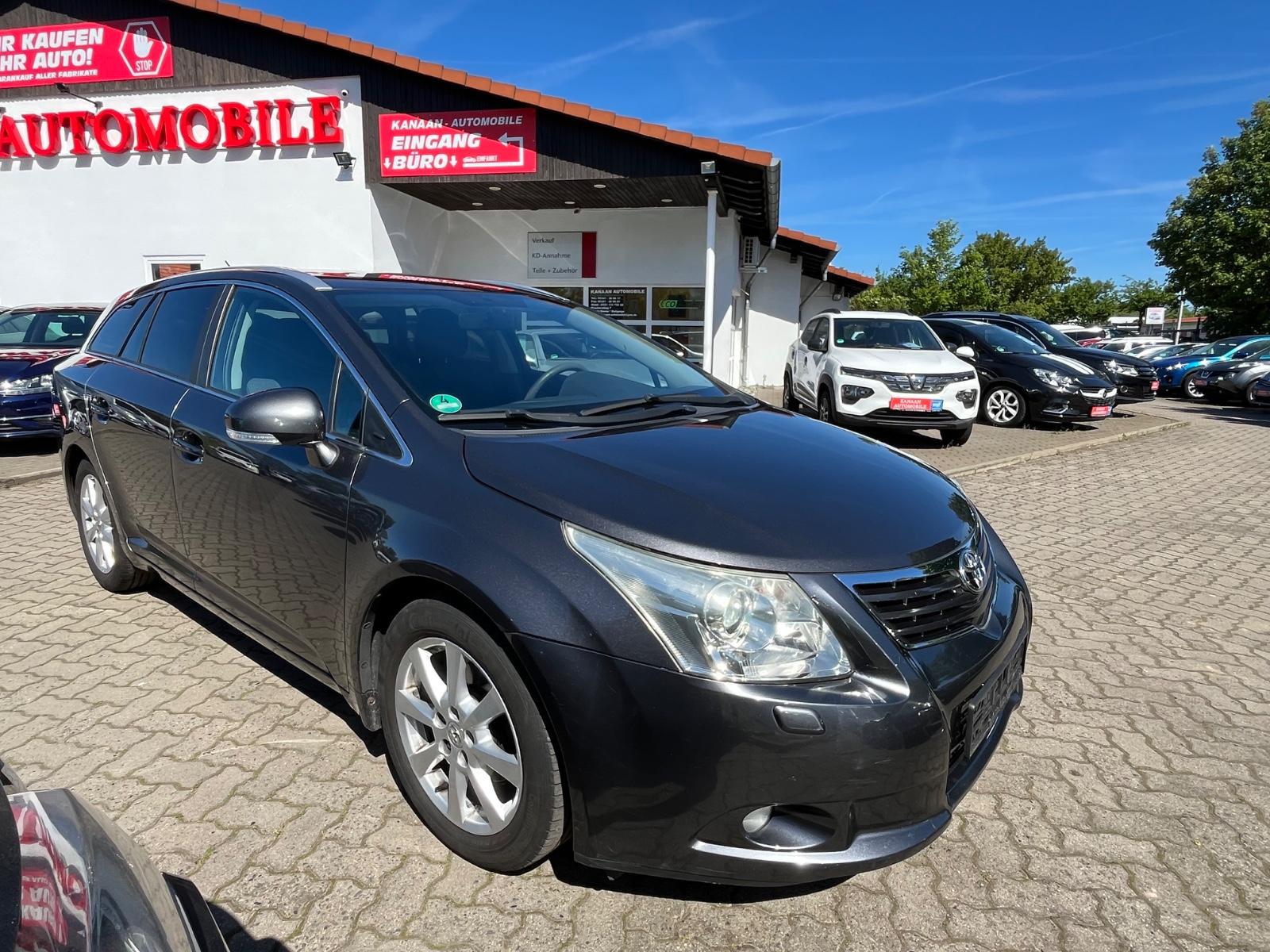 Toyota Avensis 2011 — photo 6