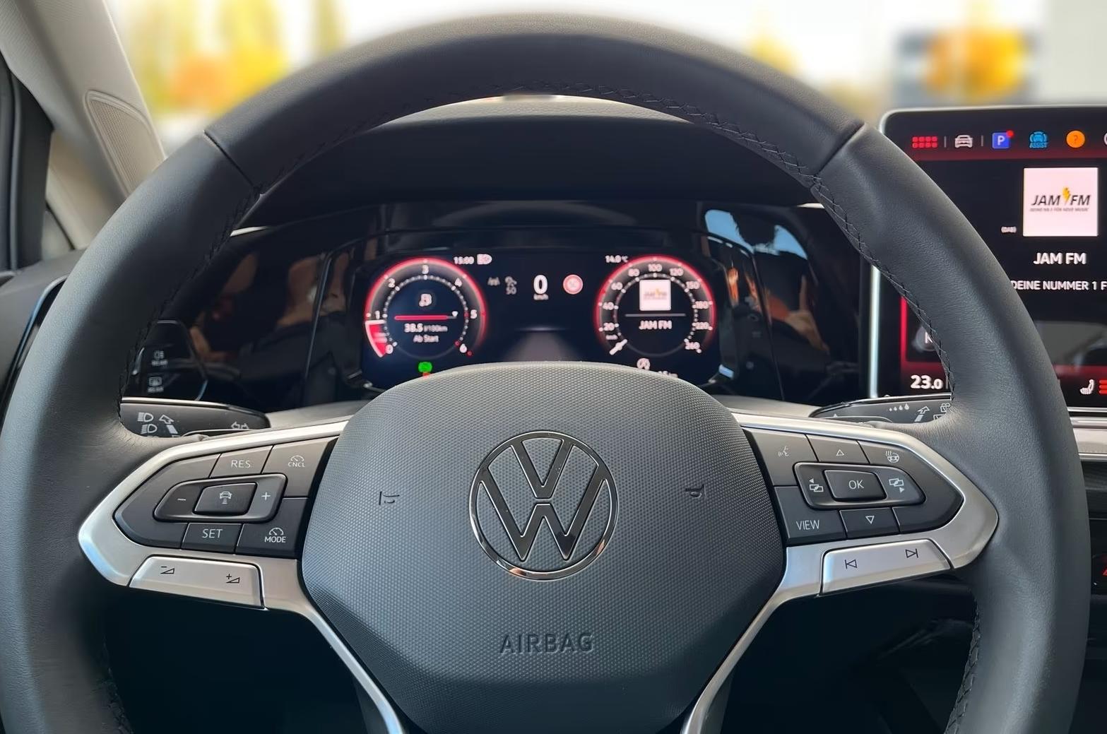 Volkswagen Golf 8 TSI LED Winterpaket Climatronic SOFORT