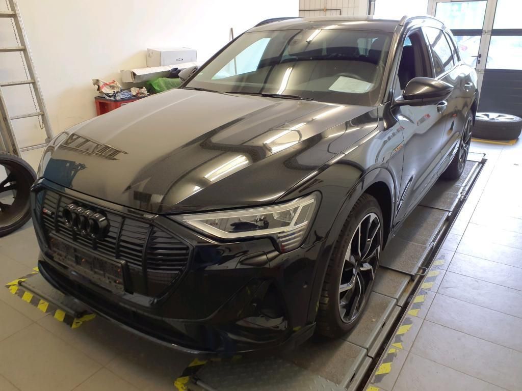 Image of Audi e-tron