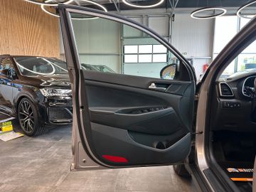 Hyundai Tucson *TEMPO*AHK*LED*NAV*SHZH*LKHZ*KLIMA*